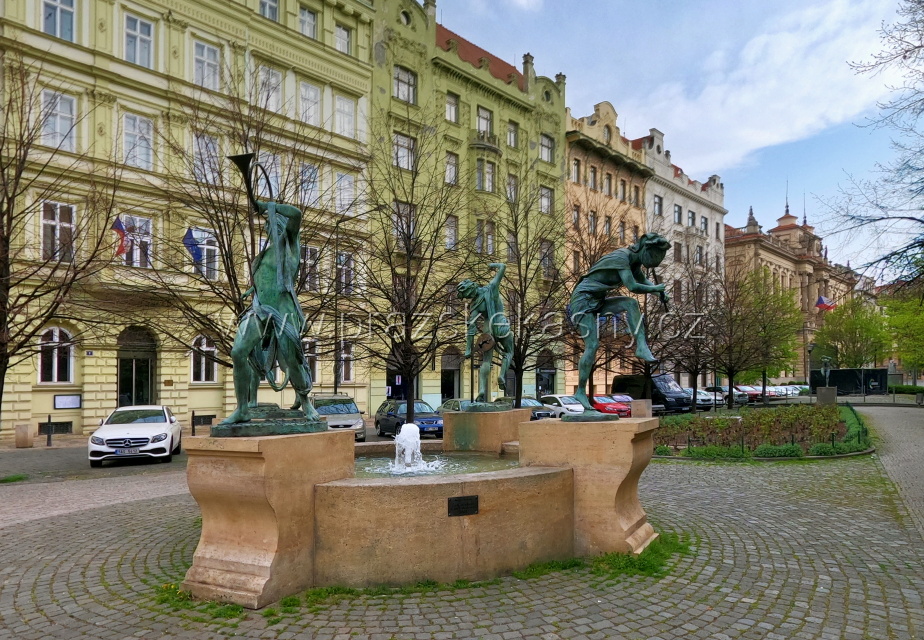Tančící kašna, Čeští muzikanti (nebo také Pražské jaro)